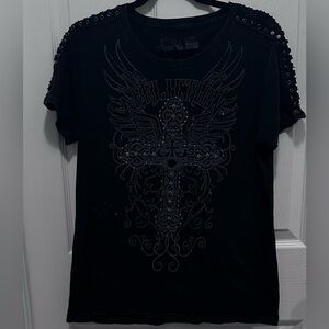 Affliction tee. Black on black. Size Large. Good condition